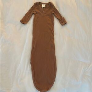 Mebie baby ribbed sleeper gown size 0-3 months